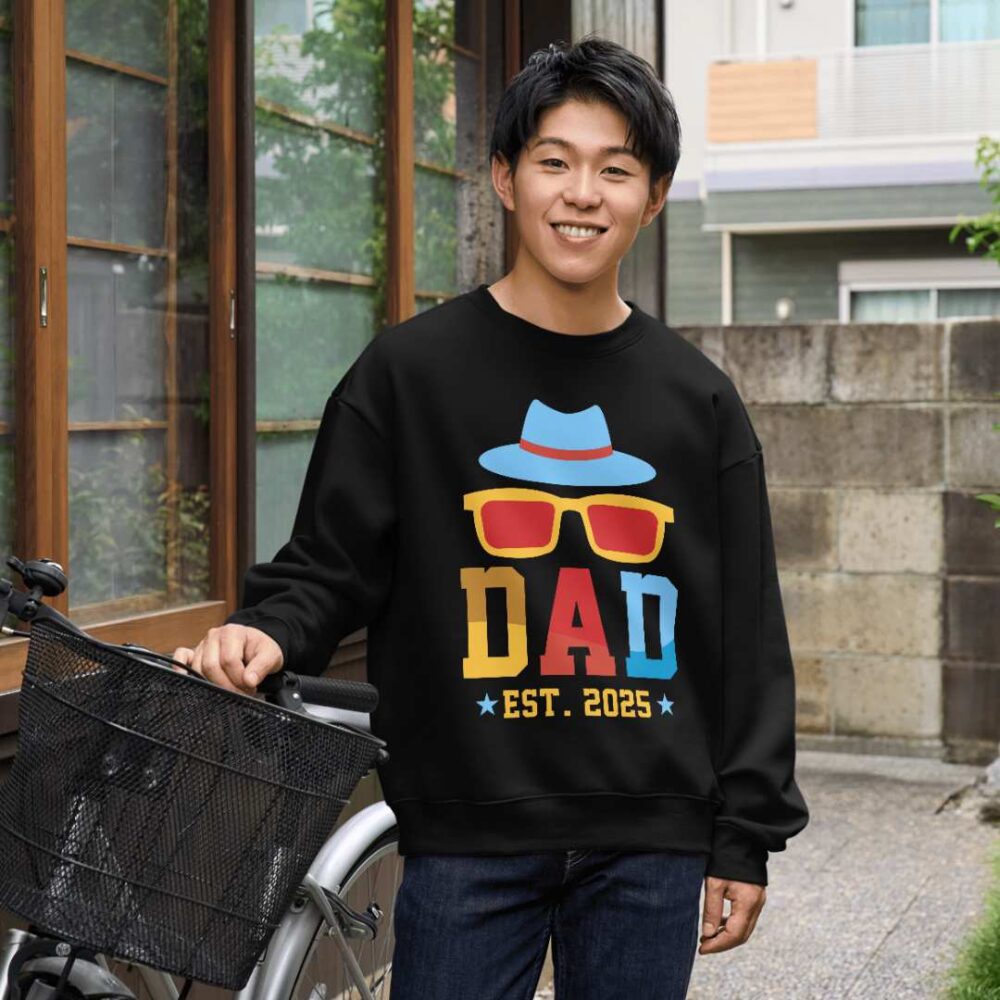 Dad Est. 2025 T-shirt - Image 3