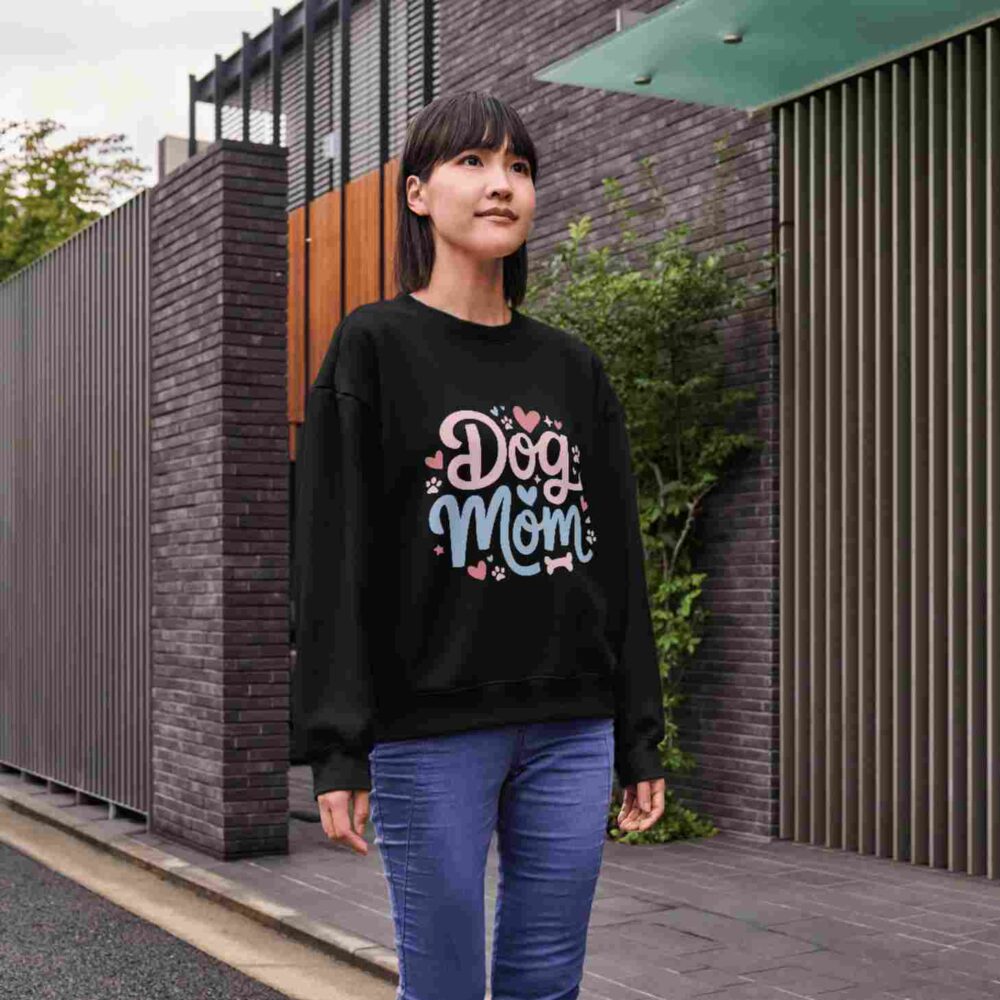 Dog Mom T-shirt - Image 3