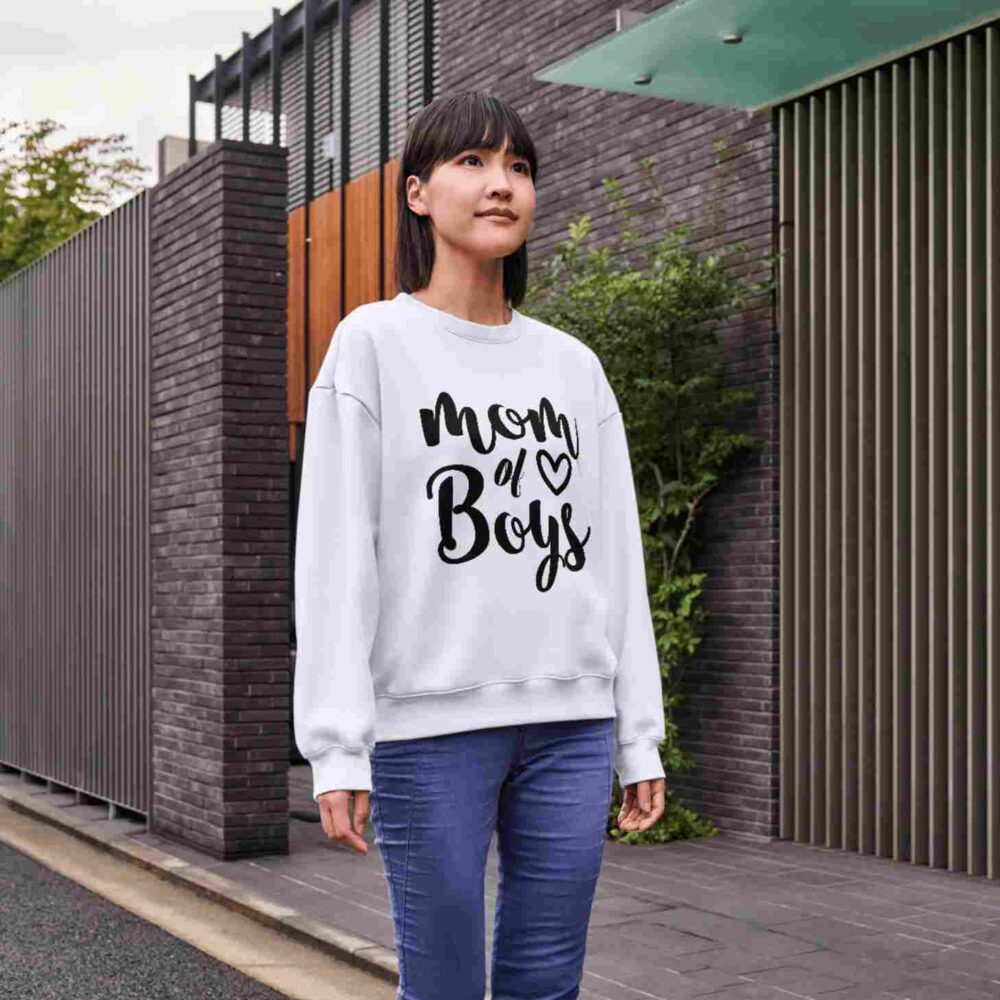 Mom of boys T-shirt - Image 3