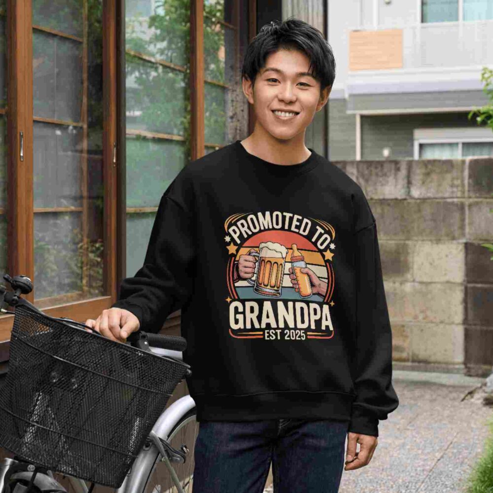 Promoted To Grandpa Est 2025 T-shirt - Image 3